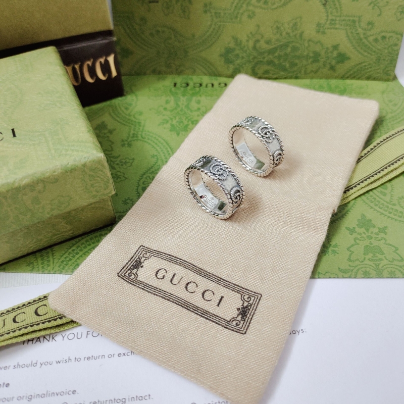 G*u*i rings
